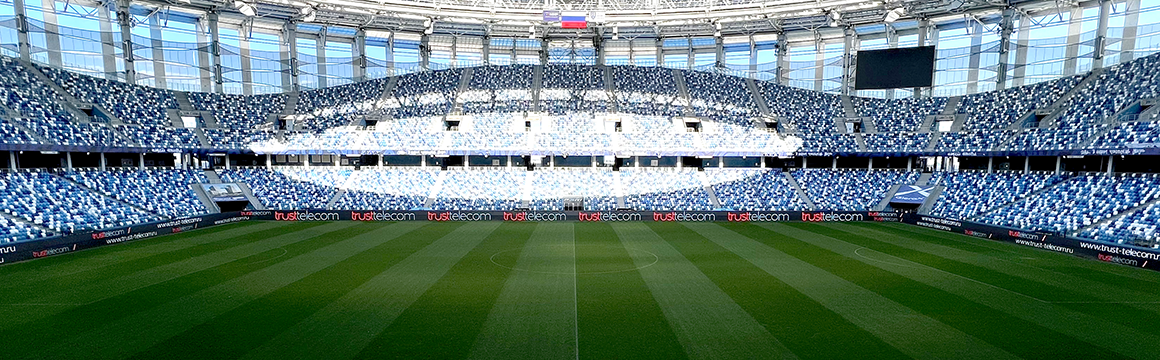 Производство, поставка и монтаж светодиодного борта общей длиной 240 метров <b>(впервые в России)</b> на вторую рекламную линию стадиона «Нижний Новгород» для ФК «Пари НН». Синхронизация второй и первой светодиодных линий в единую систему управления